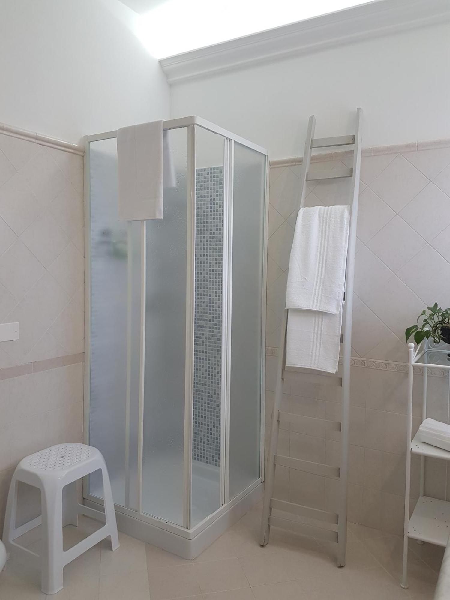 La Rosa Dei Venti Bed & Breakfast อาโวลา ภายนอก รูปภาพ