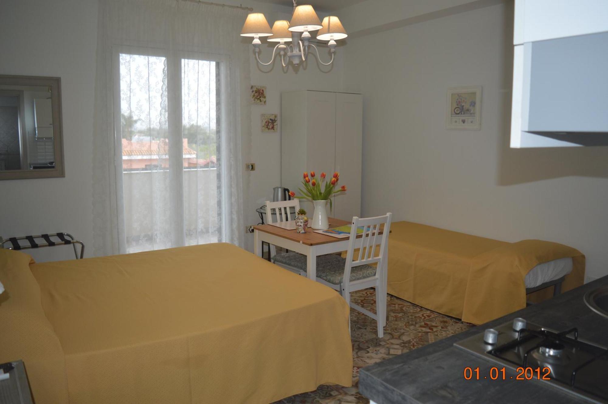 La Rosa Dei Venti Bed & Breakfast อาโวลา ภายนอก รูปภาพ