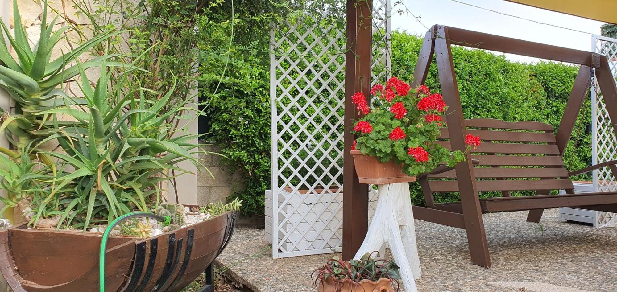 La Rosa Dei Venti Bed & Breakfast อาโวลา ภายนอก รูปภาพ